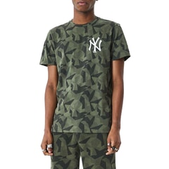 New Era New York Yankees Geometric Camo Short Sleeve T-Shirt in New Olive