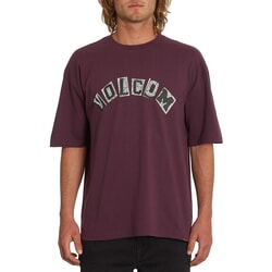 Volcom Hi School Short Sleeve T-Shirt in Mulberry